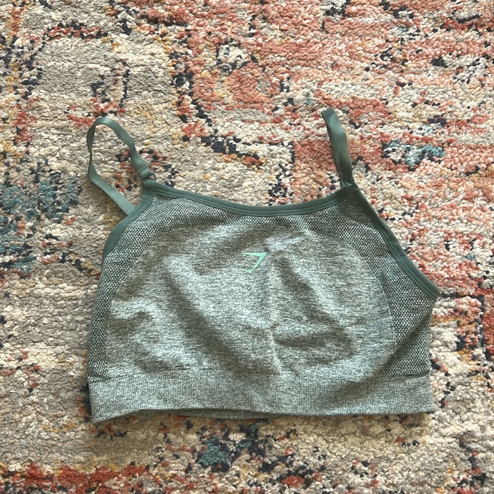 Small Gymshark spots bra